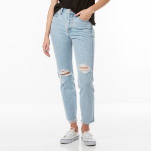 Levi’s Wedgie Icon Jeans